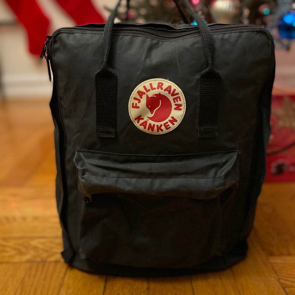 Fjallraven Kanken Black large backpack